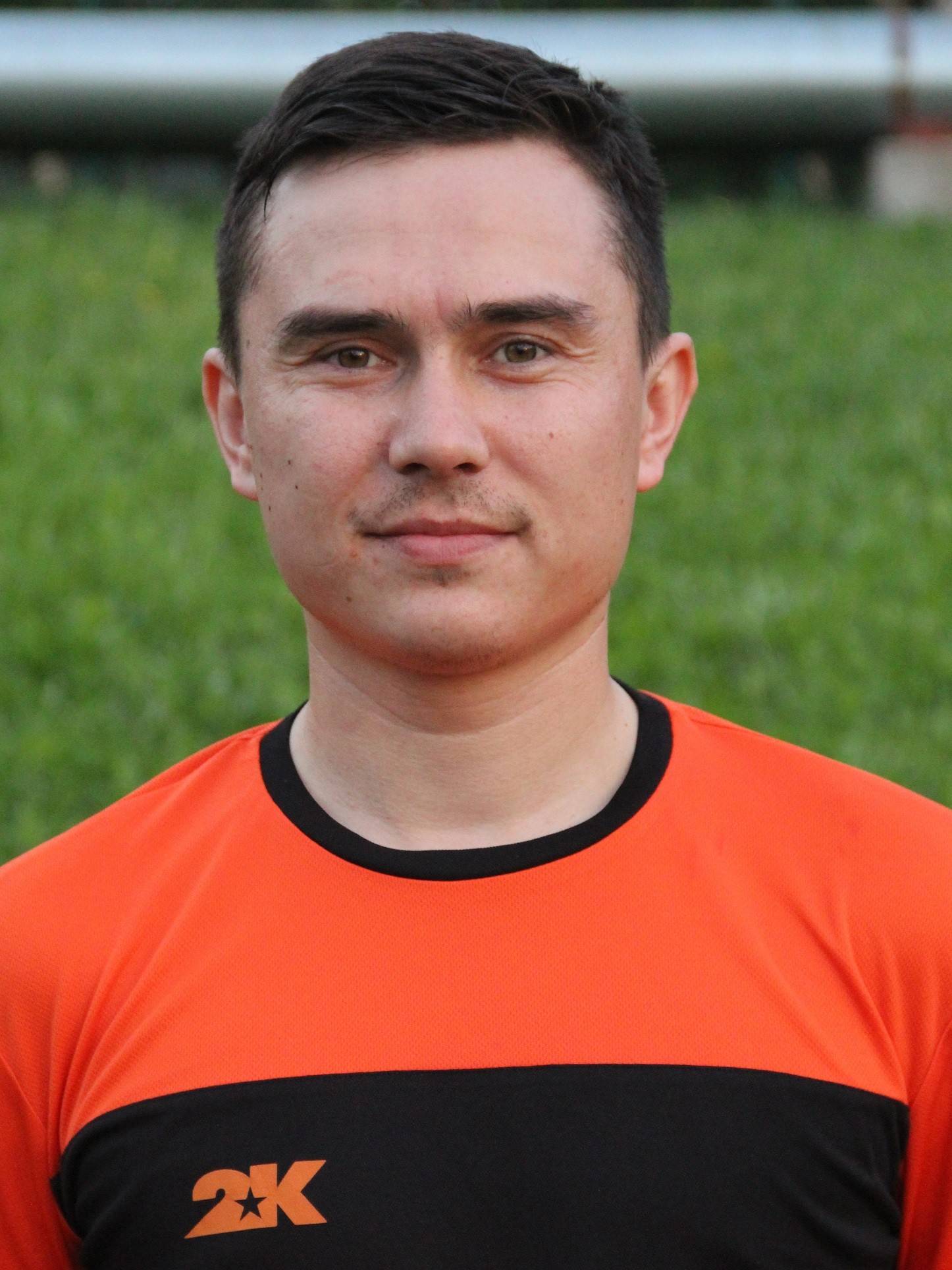 Леонтьев Денис