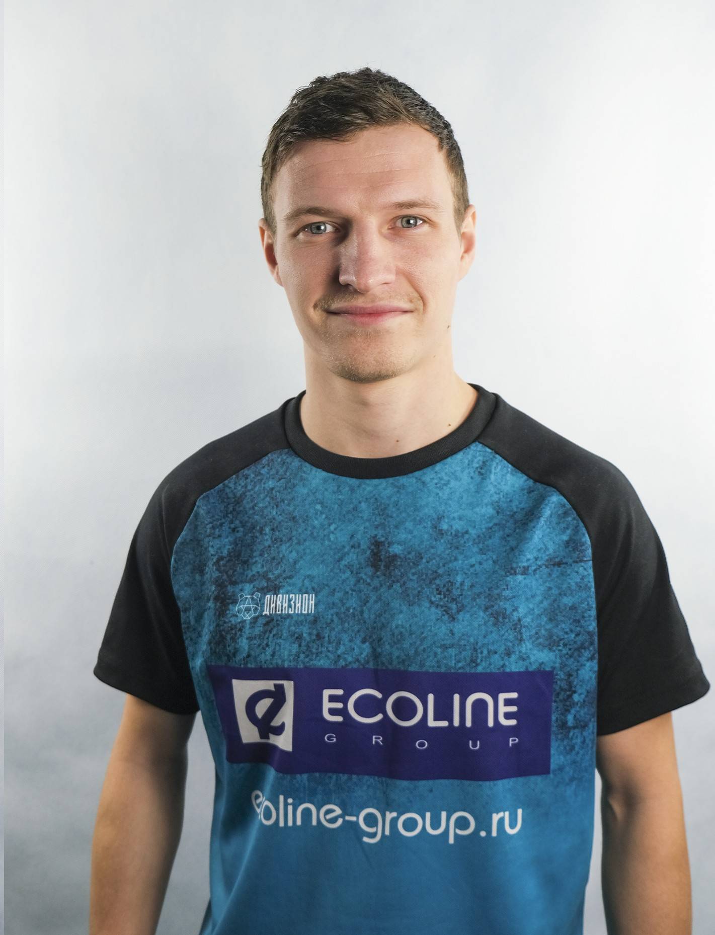 Уханов   Олег